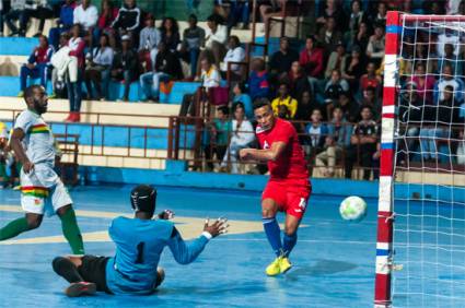 Partido de futsal Cuba vs Guadalupe