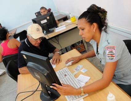 Oficina de Identificación, Inmigración y Extranjería de Guanabacoa. 