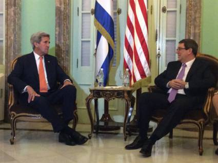 Bruno Rodríguez Parrilla y John Kerry