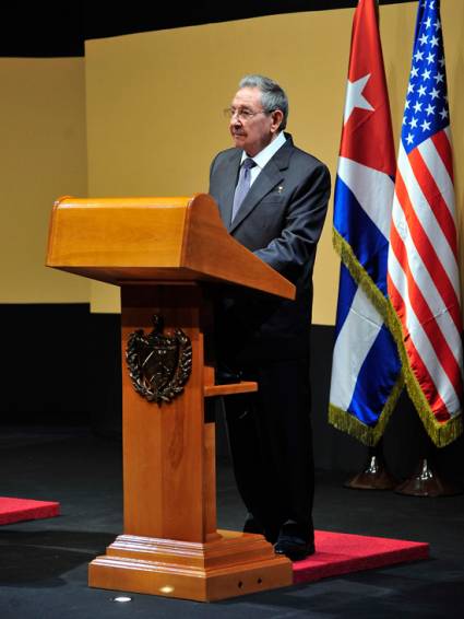 El bloqueo continúa en vigor y tiene componentes disuasivos y efectos intimidatorios de alcance extraterritorial