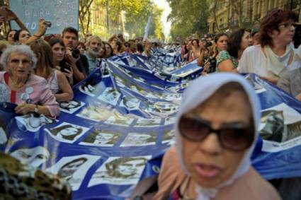 Argentinos marchan por la Verdad y la Justicia