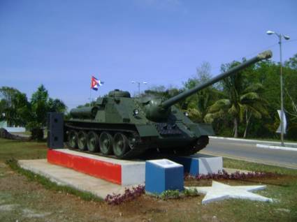 Instalación monumentaria honra a héroes de Girón
