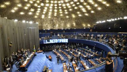 Juicio político contra Rousseff