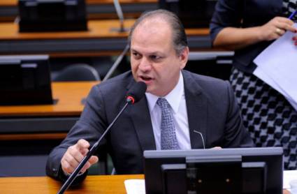 Ricardo Barros, nuevo ministro brasileño de Salud
