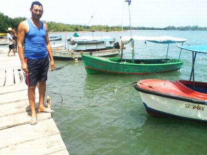Embarcaciones en la Base de Pesca de Aserradero