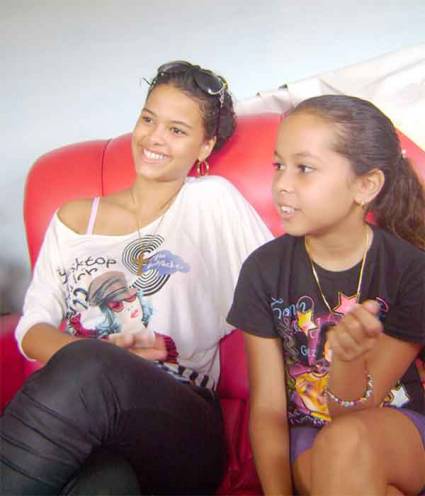 Maidelyn y Leidy Laura