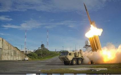 Lanzamiento de un THAAD