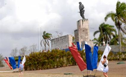 Santa Clara se prepara para recibir Caravana de la Libertad con las cenizas de Fidel