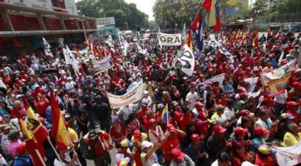 La marcha reunió a miles de bolivarianos.