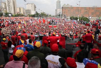 Pese a las campañas de la derecha, la Revolución Bolivariana mantiene su poder de convocatoria