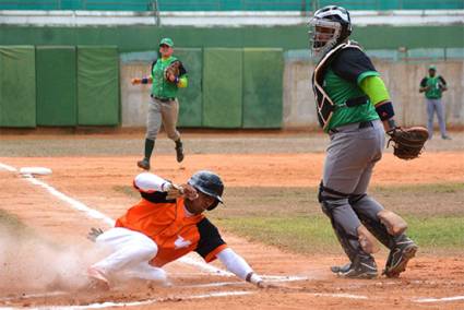 Cienfuegos no debe perder más si aspira al play off.