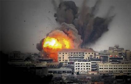 Explosión sobre el Líbano.