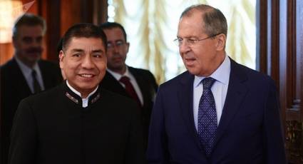 Fernando Huanacuni y Serguéi Lavrov