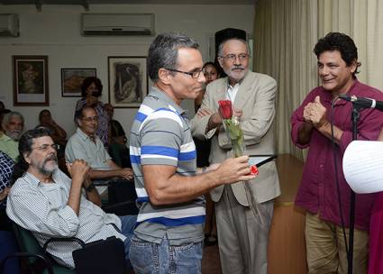 Rafael de Águila recibe el premio