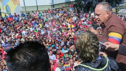 Pueblo Bolivariano sale a las calles a defender su Revolución