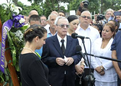 Eusebio Leal en la despedida de duelo de Alicia