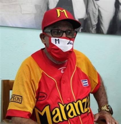 Nuevo director del equipo Cuba al preolímpico de béisbol