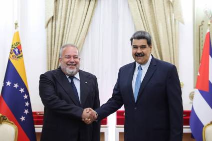 El mandatario bolivariano aseguró que vamos hacia una refundación creadora y profunda del mapa de cooperación Cuba-Venezuela.