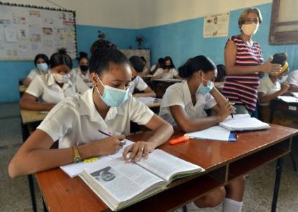 El próximo lunes 5 de septiembre se reanuda el curso escolar, tanto en la Educación General, como en la Educación Superior. 