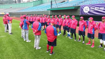 El equipo cubano tuvo varias sesiones de entrenamiento en la sede.