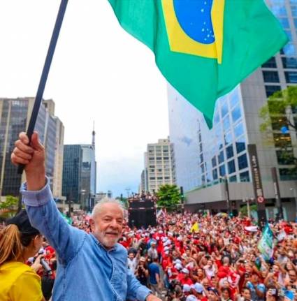 Lula regresa a la presidencia de Brasil