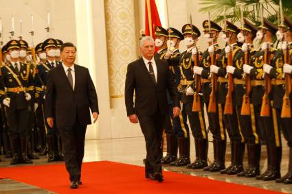 Primer Secretario del Comité Central del Partido Comunista de Cuba y Presidente de la República, Miguel Díaz Canel-Bermúdez y Mandatario de la República Popular China, Xi Jinping.