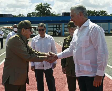 Raúl visita Venezuela