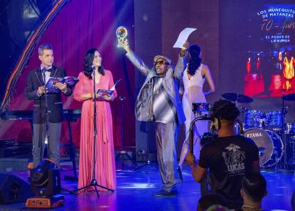 En la categoría de concierto en estudio resaltan Los Muñequitos de Matanzas con 70 años con el poder de la rumba (BisMusic).