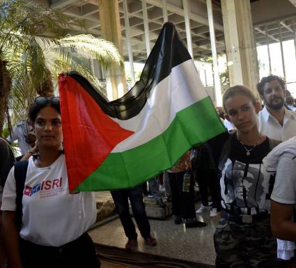 Los jóvenes cubanos han expresado su solidaridad con la causa palestina. 