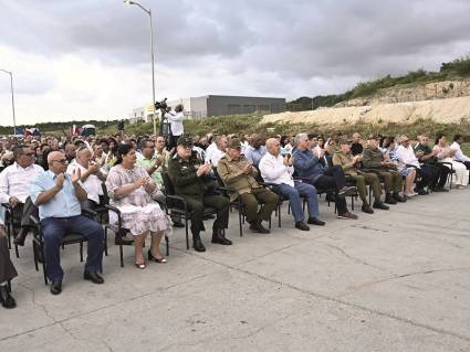 Acto por el décimo aniversario  de la Zona Especial de Desarrollo Mariel