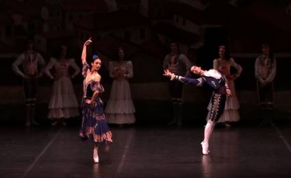 Anette Delgado (Kitri) y Dani Hernández (Basilio)