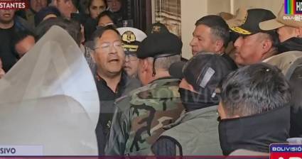 El presidente Arce encara al golpista