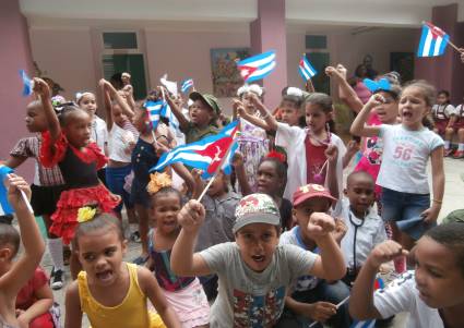 Niños del círculo infantil Ana de Quesada homenajearon a Fidel