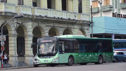 Ómnibus eléctrico en Cuba