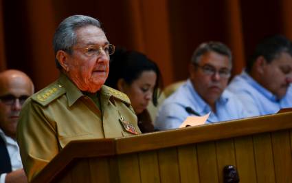 Preside Raúl Castro sesión plenaria de la Asamblea Nacional del Poder Popular