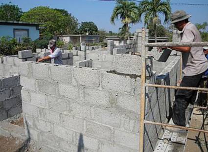 Con la entrega de subsidios a familias con mayor vulnerabilidad económica la Revolución confirma su vocación social