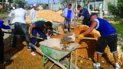 La ayuda solidaria de los universitarios hacia los damnificados por Irma