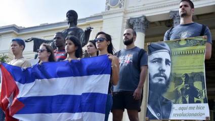 Alma Mater en la honra de Cuba