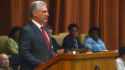 Presidente de los Consejos de Estado y de Ministros Miguel Díaz-Canel Bermúdez