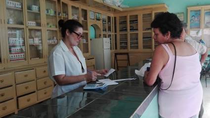 Servicio en farmacias