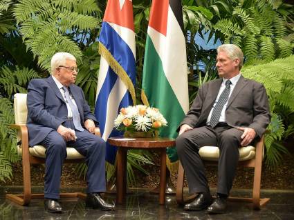 Miguel Díaz-Canel Bermúdez y Mahmoud Abbas