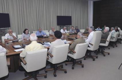 Díaz-Canel examinó el programa de la vivienda y lo catalogó como uno de los más prioritarios