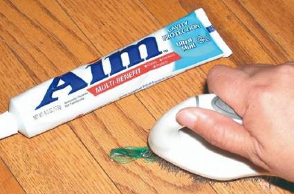 Pasta dental útil para limpiar manchas