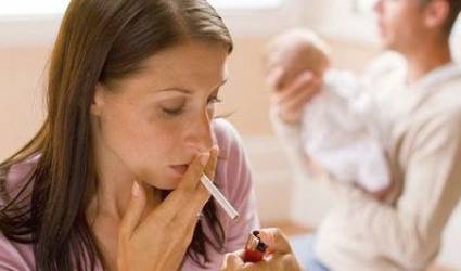 Los niños que han sido fumadores pasivos durante años tiene más riesgo de mortalidad