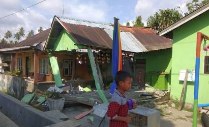 El terremoto se ha producido tan solo unas horas después de otro fuerte sismo, de magnitud 6,1, en la misma zona