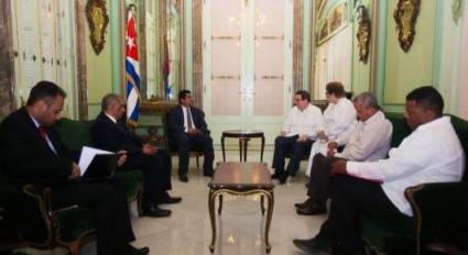 Canciller cubano recibió al Viceministro de Asuntos Políticos de Yemen
