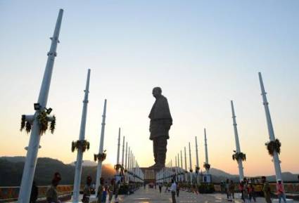 La estatua más grande del mundo, dedicada a un héroe de la independencia india