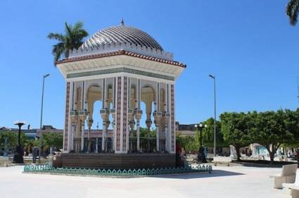 Glorieta de Manzanillo