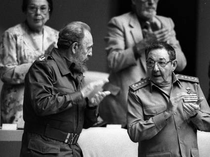 El General de Ejército Raúl Castro evoca la dimensión inmensa de Fidel