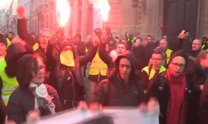 Francia vive este lunes por segundo día protestas contra las políticas del Gobierno galo